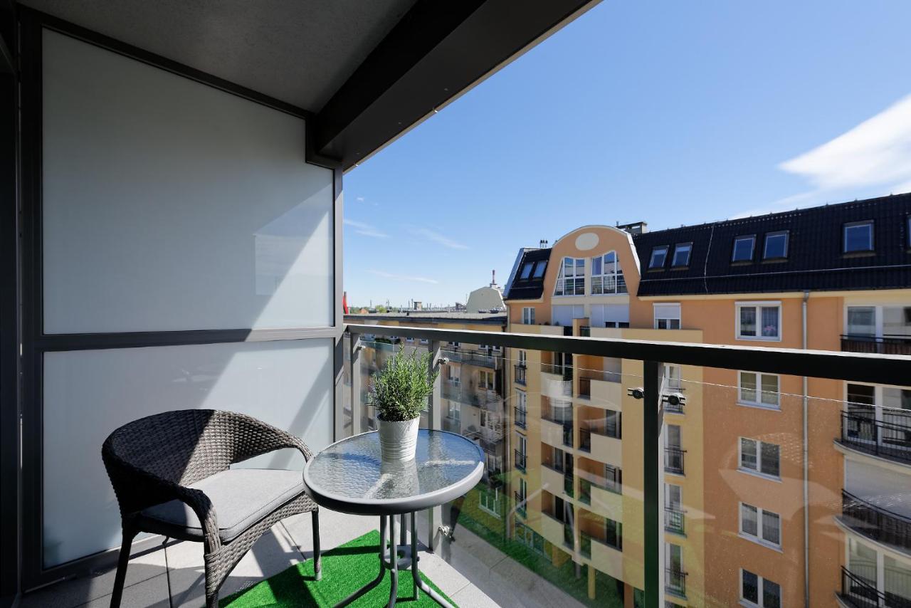פוזנן Art Apartament Parking By Impero מראה חיצוני תמונה