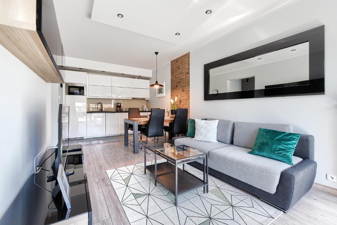פוזנן Art Apartament Parking By Impero מראה חיצוני תמונה