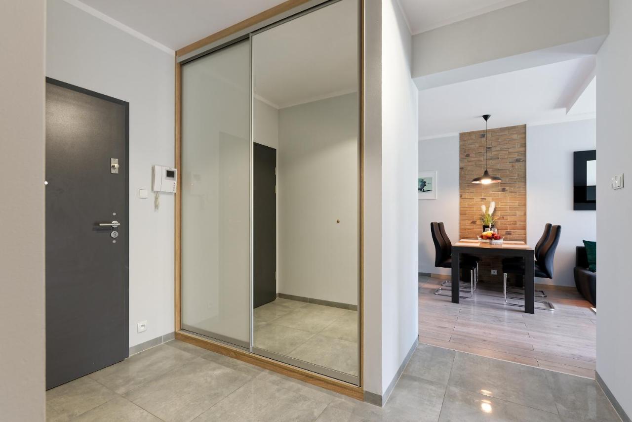 פוזנן Art Apartament Parking By Impero מראה חיצוני תמונה